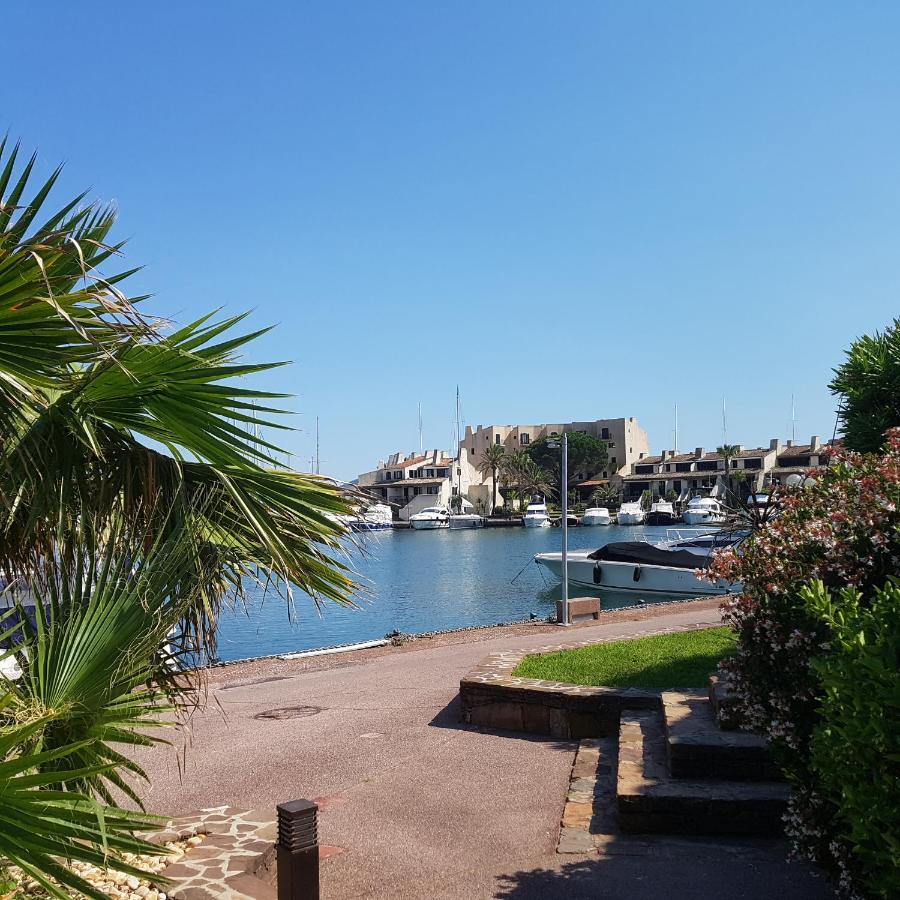 Magnifique 2 Pieces Vue Port Et Mer Cogolin Buitenkant foto